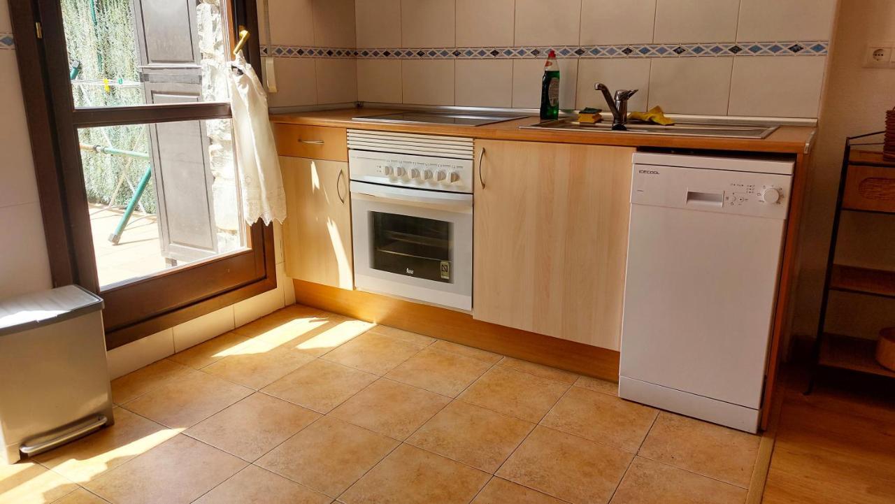 Apartamentos Castiello De Jaca 3000 Bagian luar foto