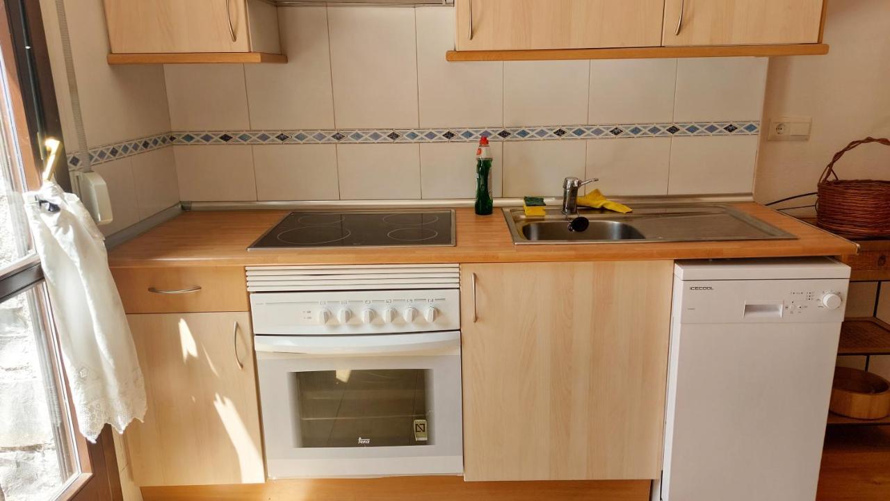 Apartamentos Castiello De Jaca 3000 Bagian luar foto